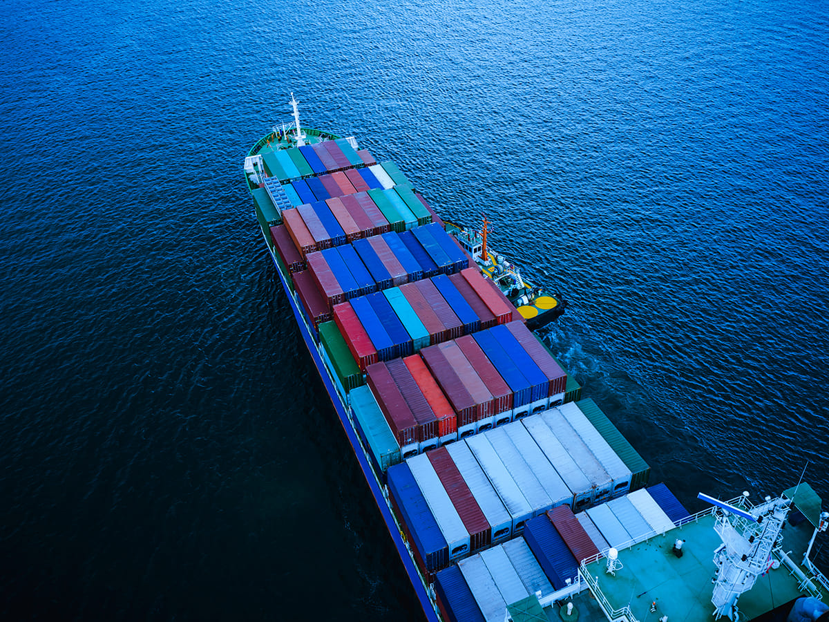 Sản xuất, Xuất nhập khẩu